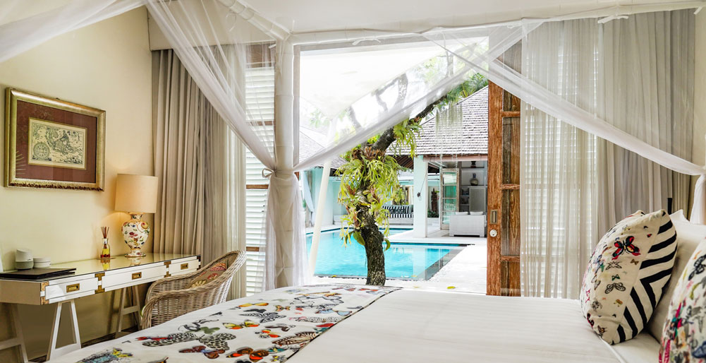 Villa Jajaliluna - Bedroom with Pool View