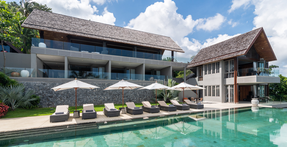 Villa Suralai - Villa exterior and pool