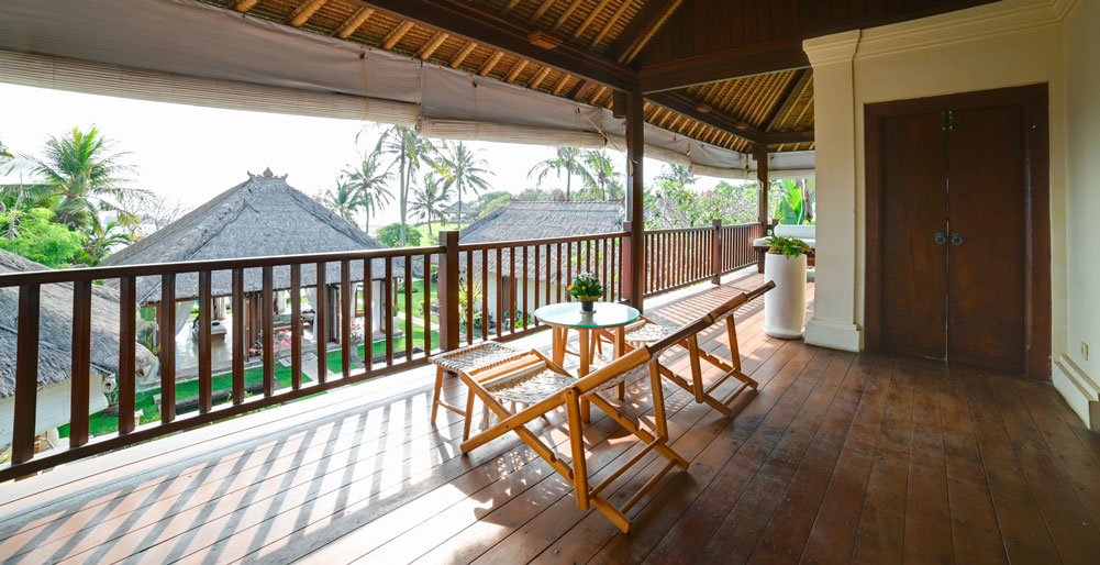 Villa Tanju - Airy bedroom 1 balcony