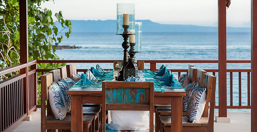 Villa Tirta Nila - Outdoor dining setting