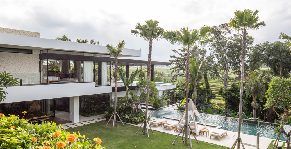 Villa Norbu - Breezy tropical holiday haven